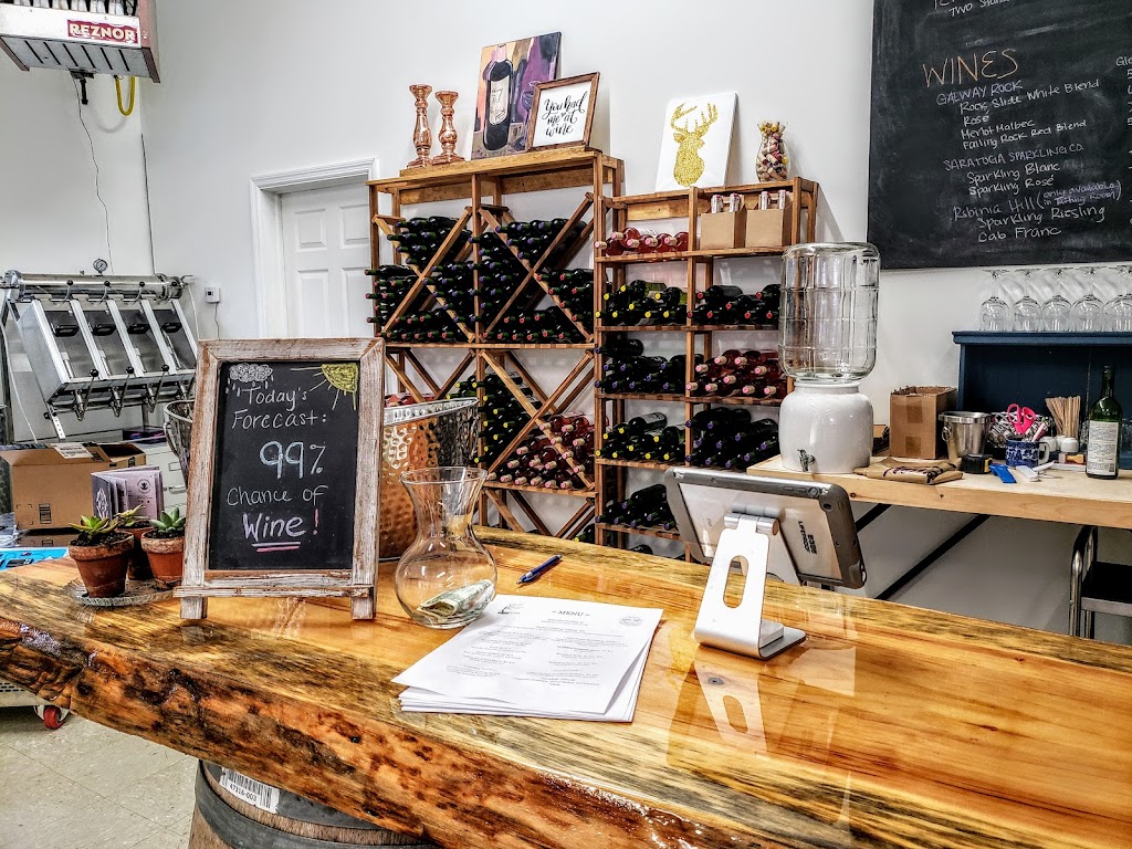 Galway Rock Winery / Saratoga Sparkling Co. | 998 Saratoga Rd, Ballston Lake, NY 12019, USA | Phone: (518) 288-6613