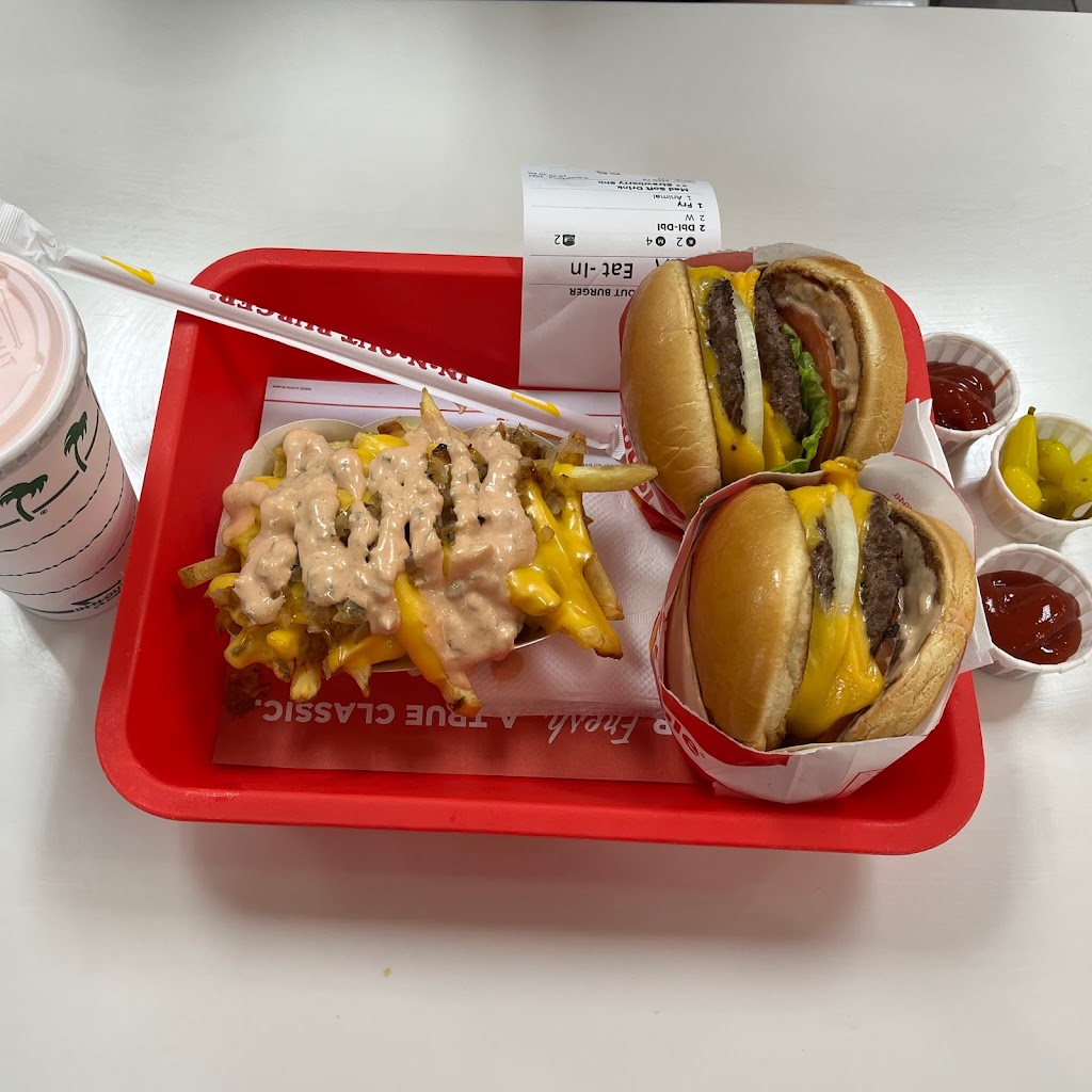 In-N-Out Burger | 1303 William D Tate Ave, Grapevine, TX 76051, USA | Phone: (800) 786-1000