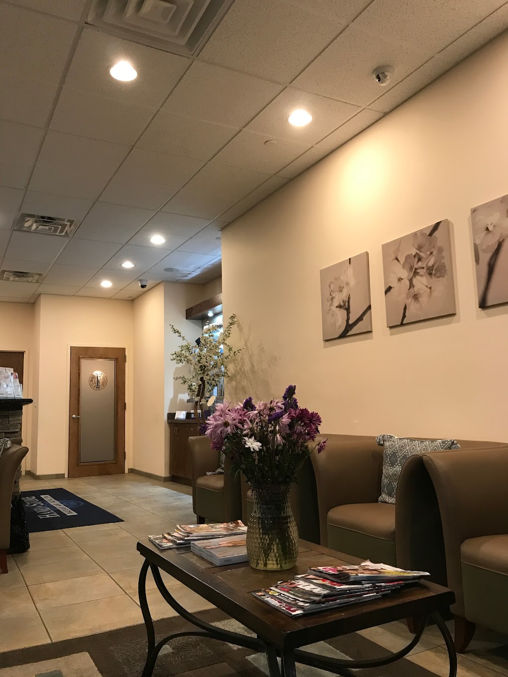 Hand and Stone Massage and Facial Spa | 2844 S Eagle Rd, Newtown, PA 18940, USA | Phone: (215) 792-2859