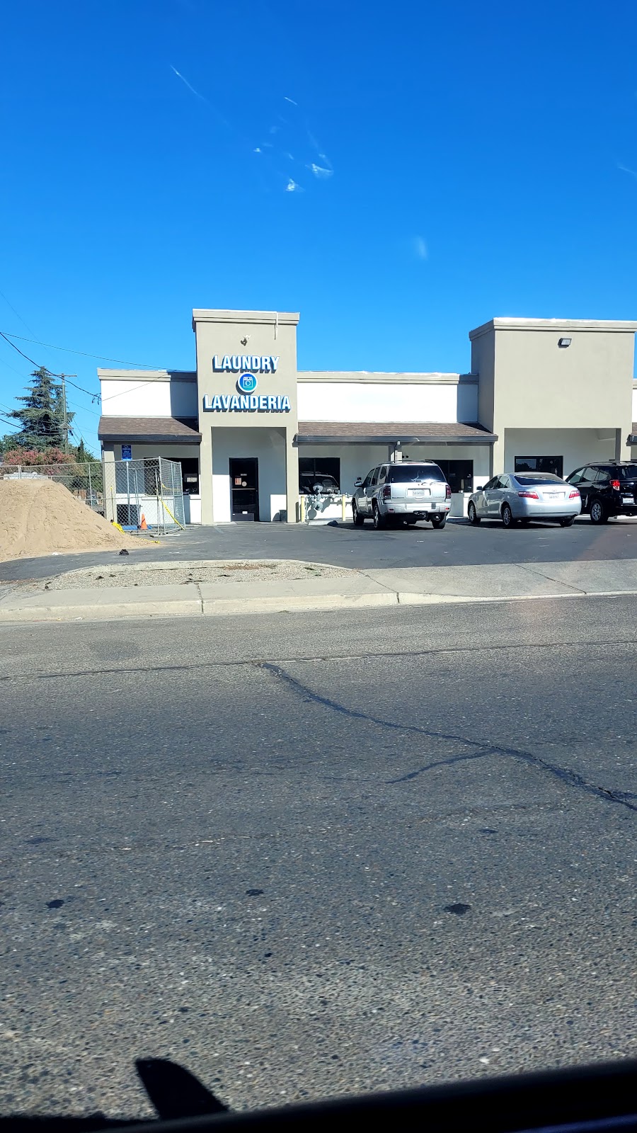 Sure Stop Coin Laundry | 1120 First St, Atwater, CA 95301, USA | Phone: (209) 358-6848