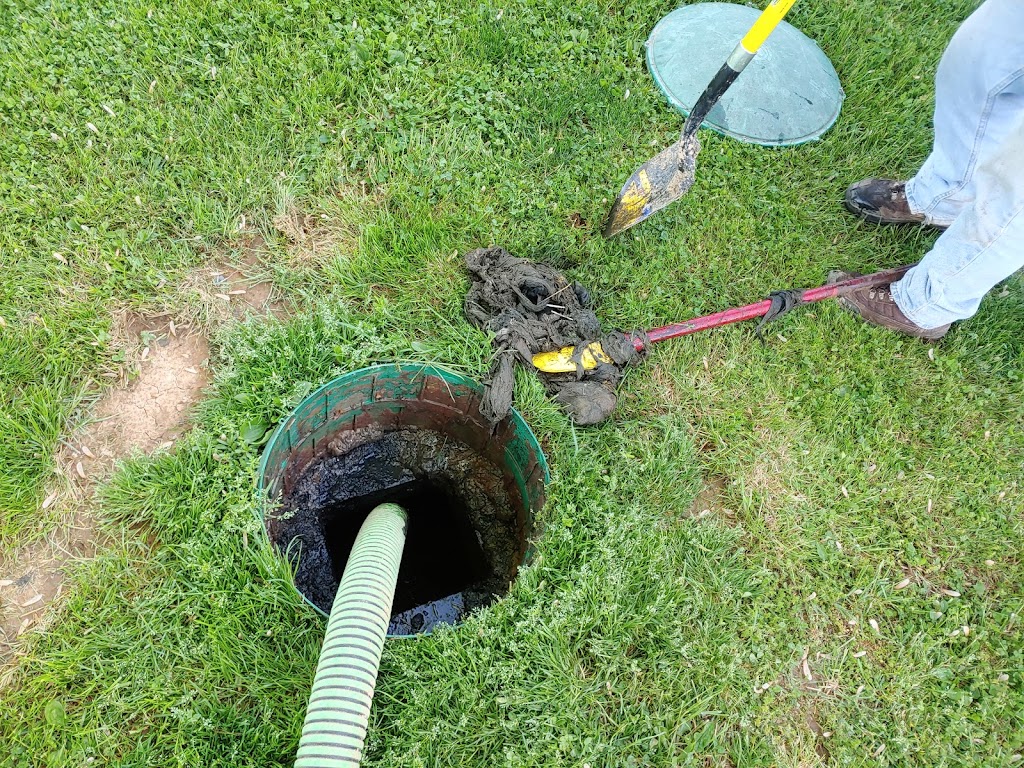 Burnett Septic & Drain | 40 Grove St, New Pekin, IN 47165, USA | Phone: (812) 967-4258