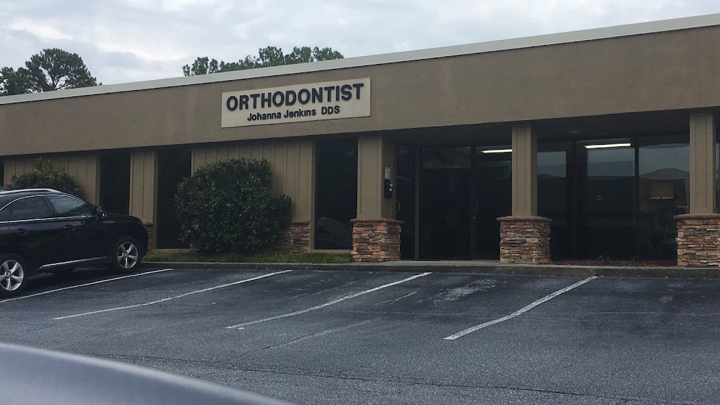 Aesthetic Orthodontist | 4939 Lower Roswell Rd # A-105, Marietta, GA 30068, USA | Phone: (770) 671-0400