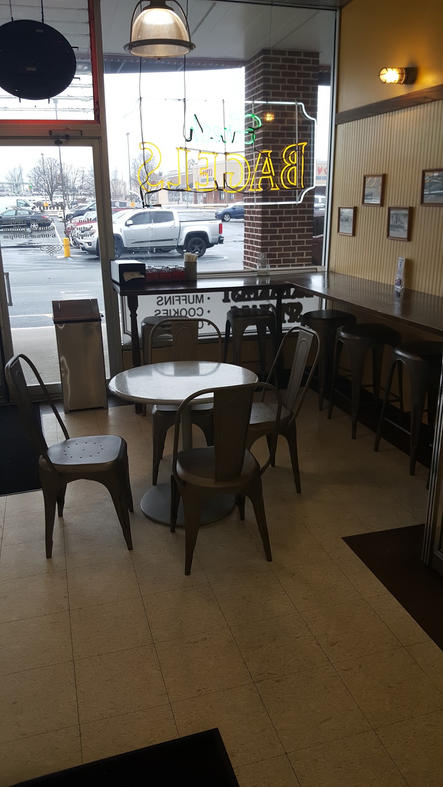 Elis Hot Bagels | 4345 US-9, Freehold, NJ 07728, USA | Phone: (732) 780-3536