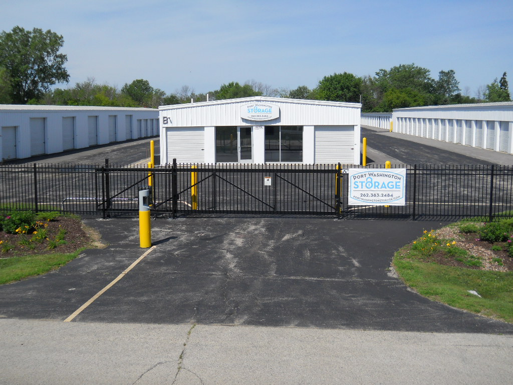 StorSafe of Port Washington | 3215 Northwoods Rd, Port Washington, WI 53074 | Phone: (414) 354-0990