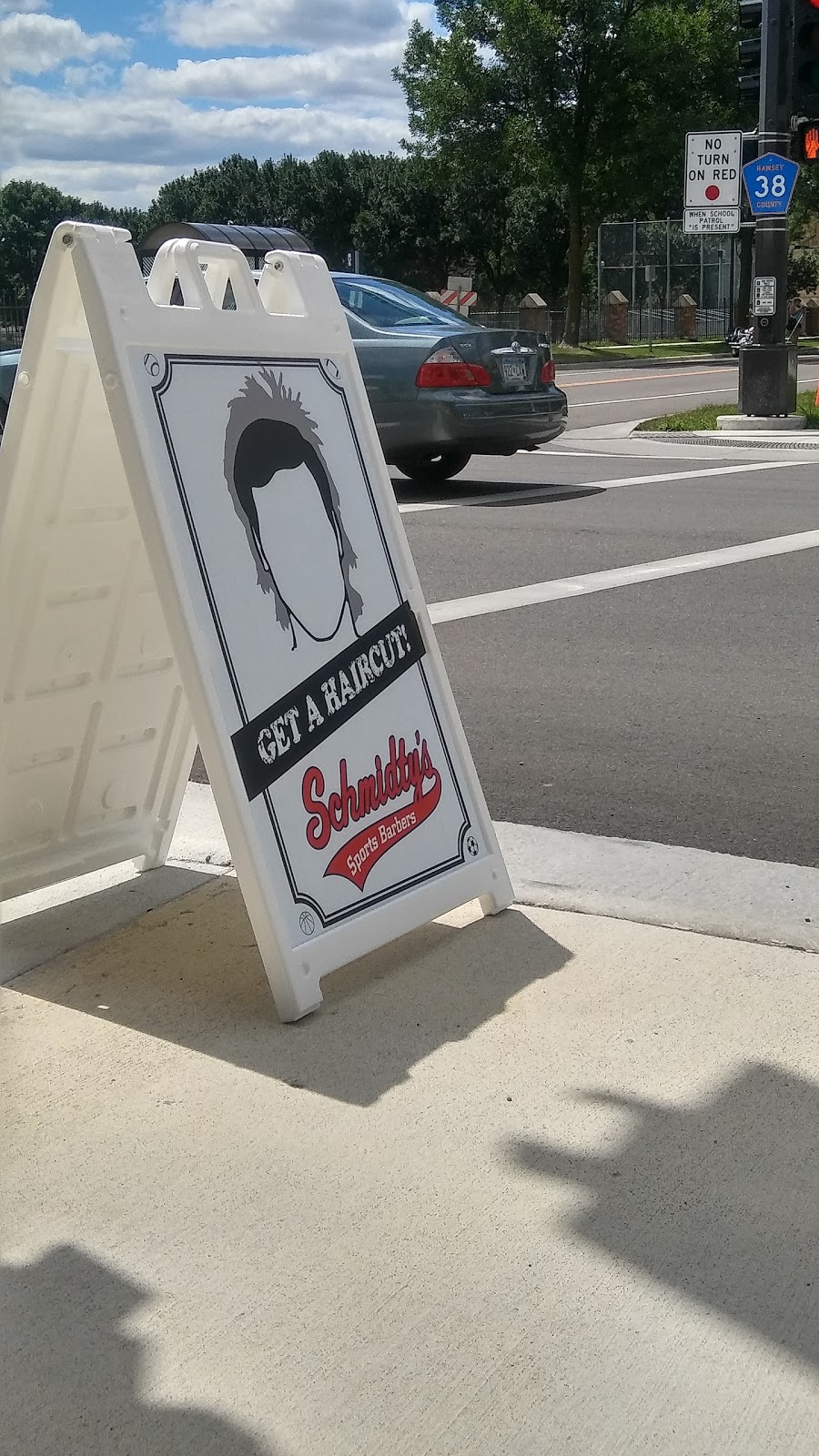 Schmidtys Sports Barber | 1339 Randolph Ave, St Paul, MN 55105, USA | Phone: (651) 699-9066