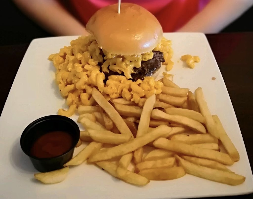 109 Burger Joint | 646 SW 109th Ave, Miami, FL 33174 | Phone: (305) 228-0109