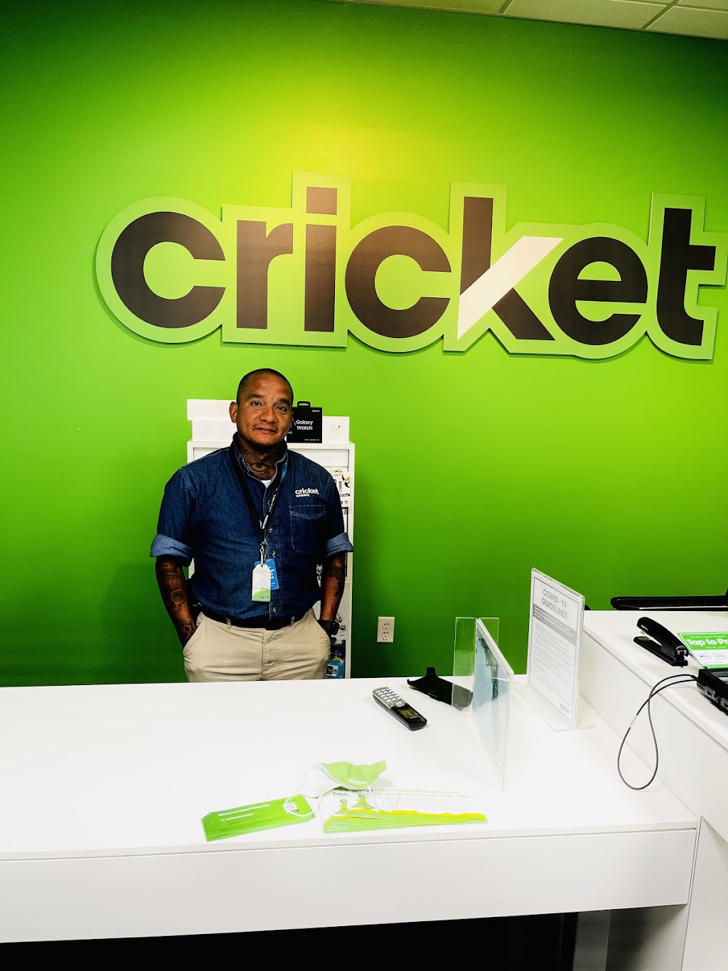 Cricket Wireless Authorized Retailer | 7212 E Hillsborough Ave, Tampa, FL 33610, USA | Phone: (813) 442-4874