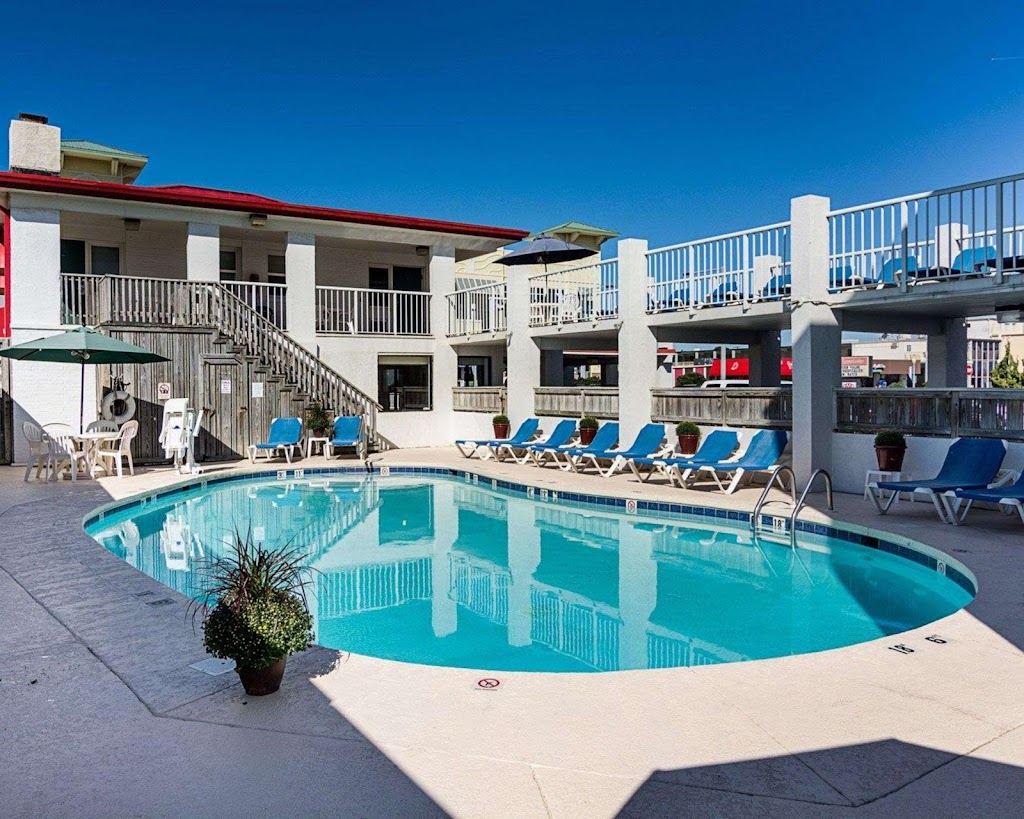 Econo Lodge Virginia Beach - On The Ocean | 2707 Atlantic Ave, Virginia Beach, VA 23451, USA | Phone: (757) 428-3970