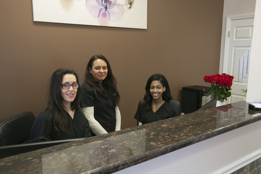 Woodgrove Family Dentists | 1001 75th St Suite 165, Woodridge, IL 60517, USA | Phone: (630) 869-0869