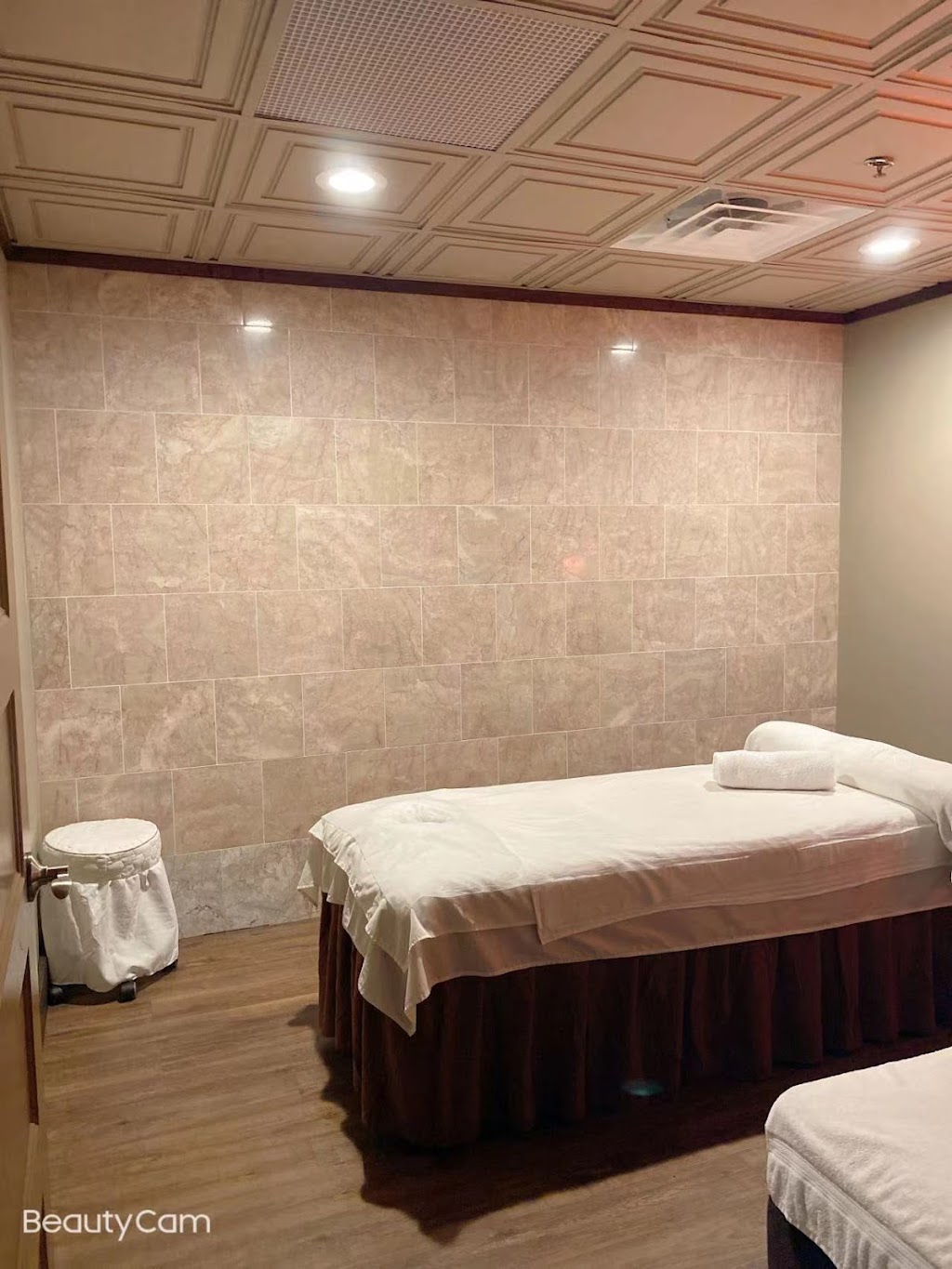 Sunny Day Spa | 3 Park St #5, Rehoboth, MA 02769, USA | Phone: (774) 225-6219