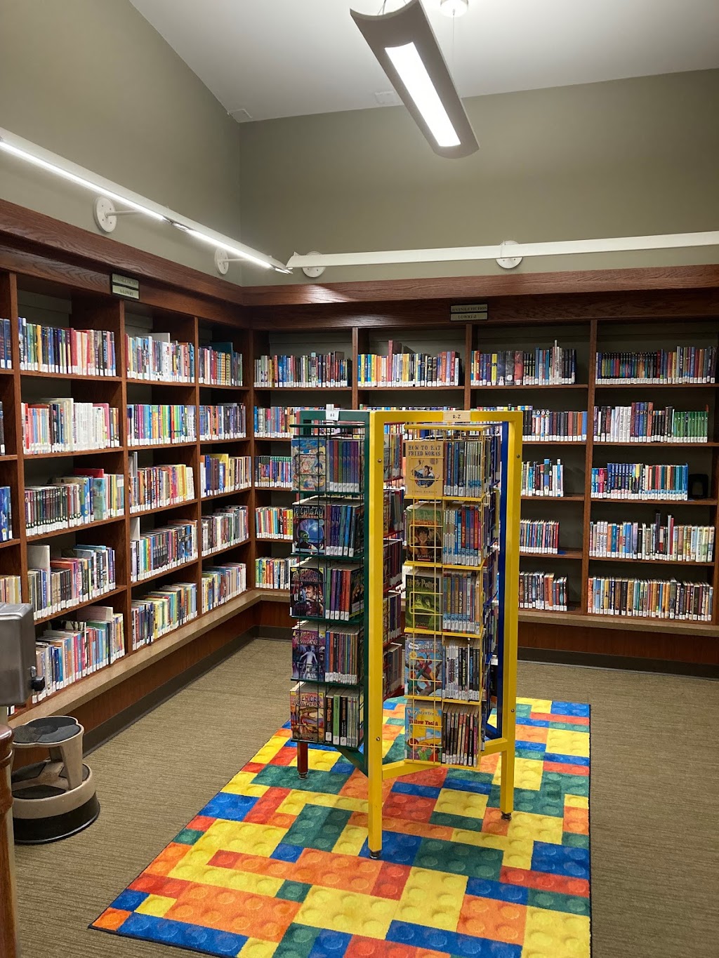 MacDonald Public Library | 36480 Main St, New Baltimore, MI 48047 | Phone: (586) 725-0273