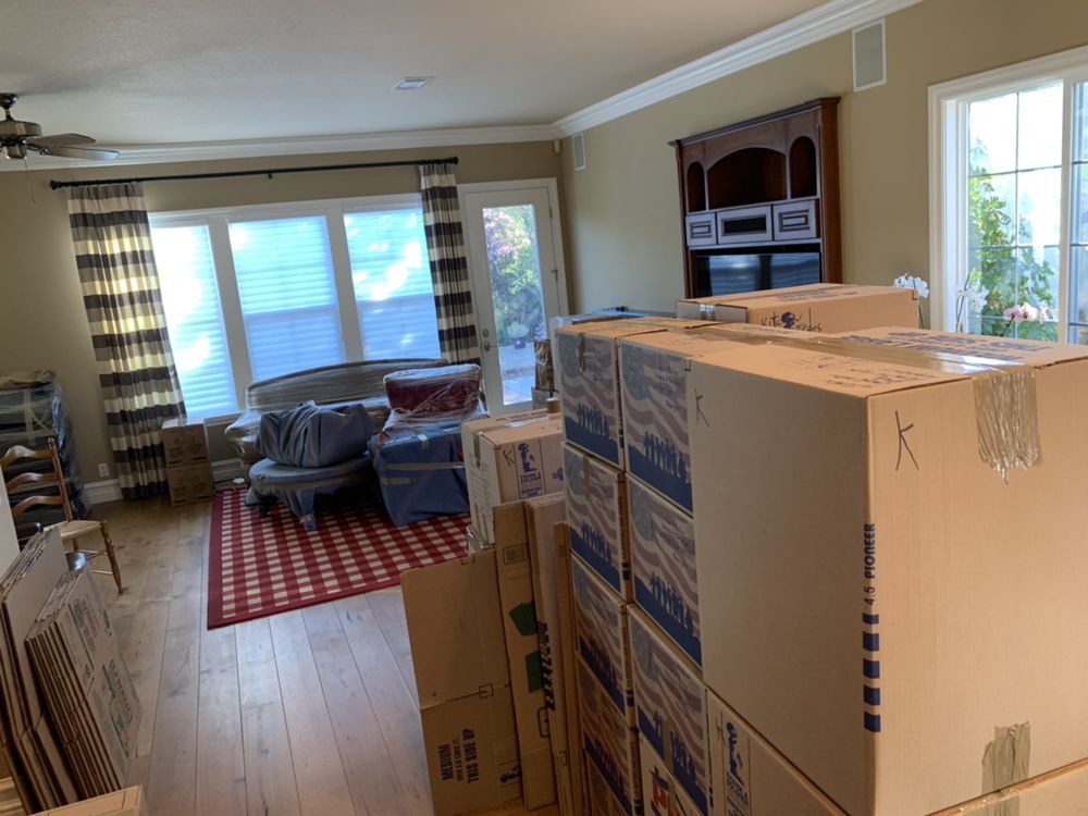 Affordable Reliable Moving Company | 2323 Main St, Irvine, CA 92614, USA | Phone: (888) 266-9484