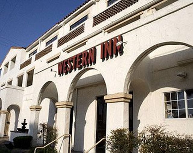 Western Inn-Old Town | 3889 Arista St, San Diego, CA 92110, USA | Phone: (619) 298-6888