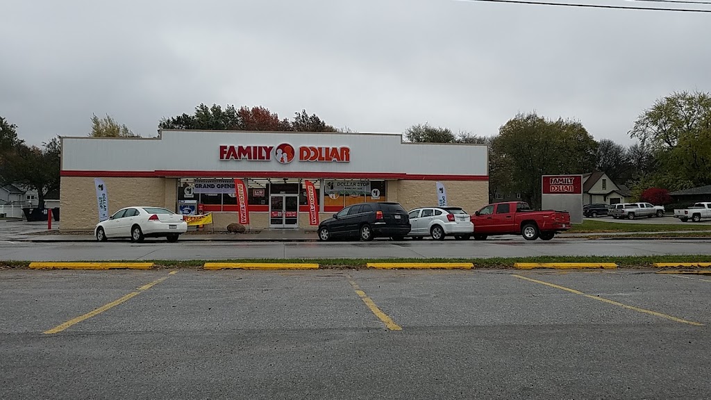 Family Dollar | 1028 N Maple St, Wahoo, NE 68066, USA | Phone: (402) 443-1081