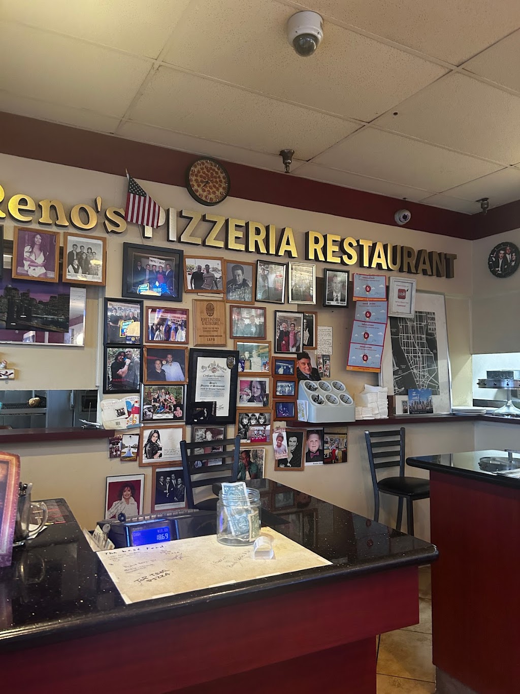 Renos Pizzeria & Restaurant | 11412 Ventura Blvd, Studio City, CA 91604, USA | Phone: (818) 763-1088