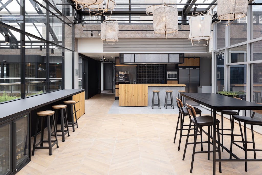 Oliver Wyman BV | Strawinskylaan 4101, 1077 ZX Amsterdam, Netherlands | Phone: 020 541 9750 Oliver Wyman BV | Strawinskylaan 4101, 1077 ZX Amsterdam, Netherlands | Phone: 020 541 9750