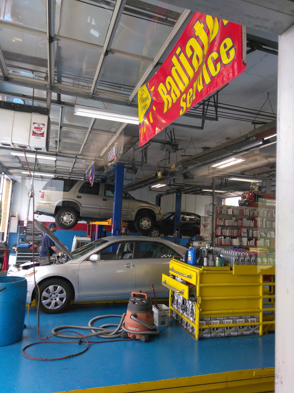 SpeeDee Oil Change & Auto Service | 1704 Mendon Rd, Cumberland, RI 02864, USA | Phone: (401) 333-6660