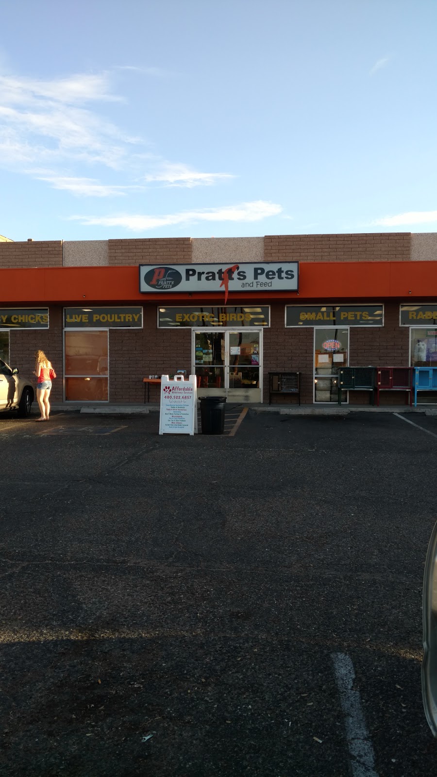 Pratts Pets - Glendale | 5237 W Glendale Ave, Glendale, AZ 85301, USA | Phone: (623) 939-3326