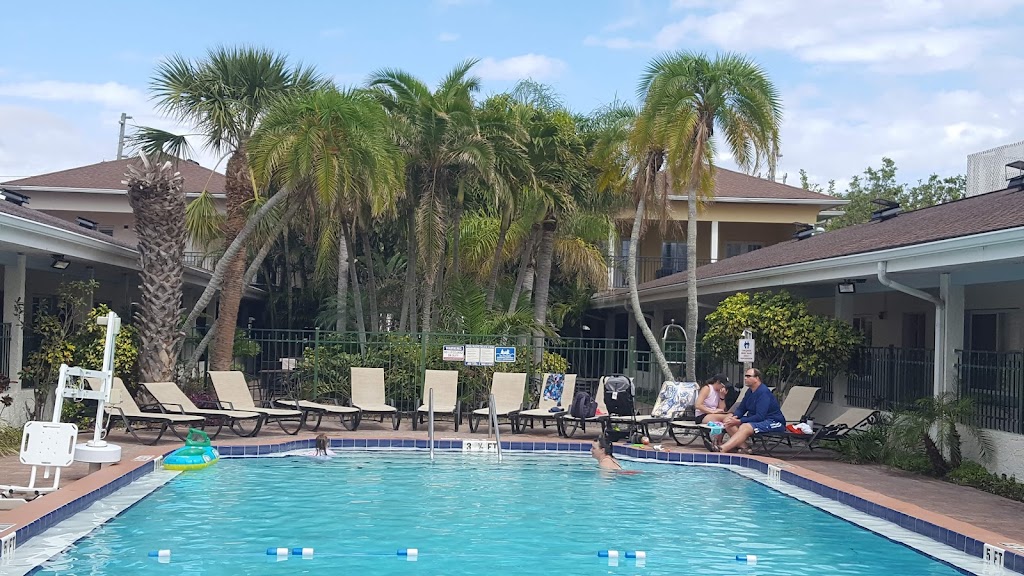 Hotel Sol | 17566 Gulf Blvd, Redington Shores, FL 33708, USA | Phone: (727) 397-4747