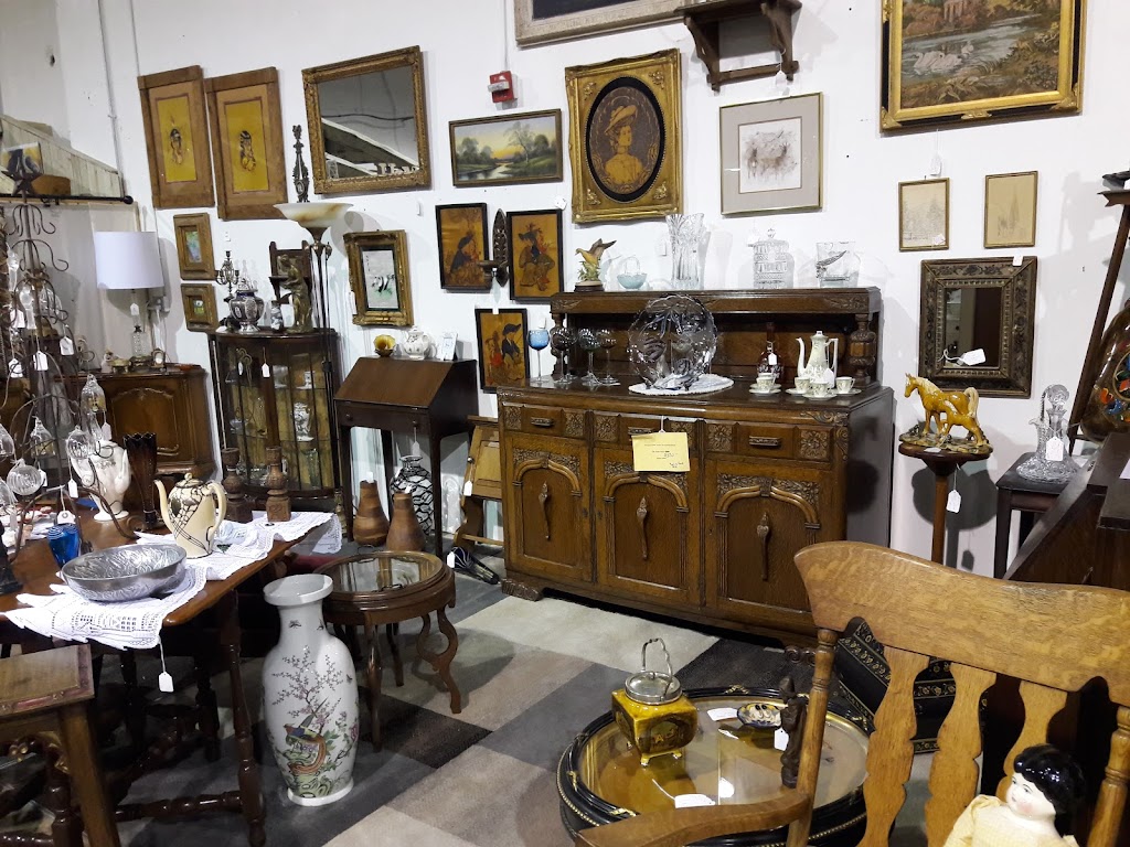 Allen Antique Mall | 104 N Greenville Ave, Allen, TX 75002, USA | Phone: (214) 383-9304