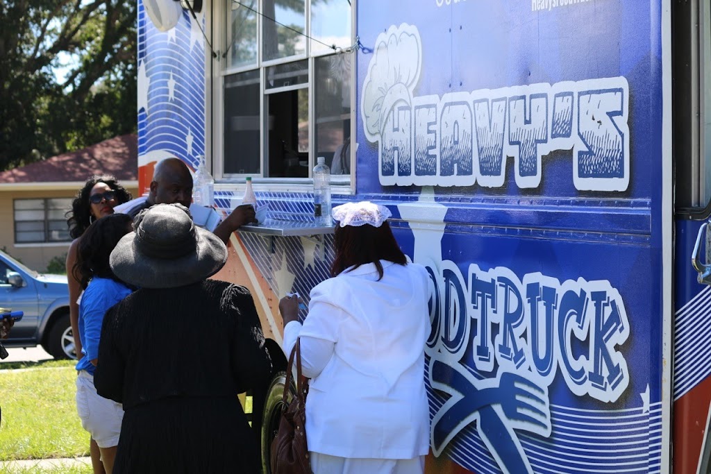 Heavys Food Truck | 2243 11th St S, St. Petersburg, FL 33705, USA | Phone: (727) 280-3651