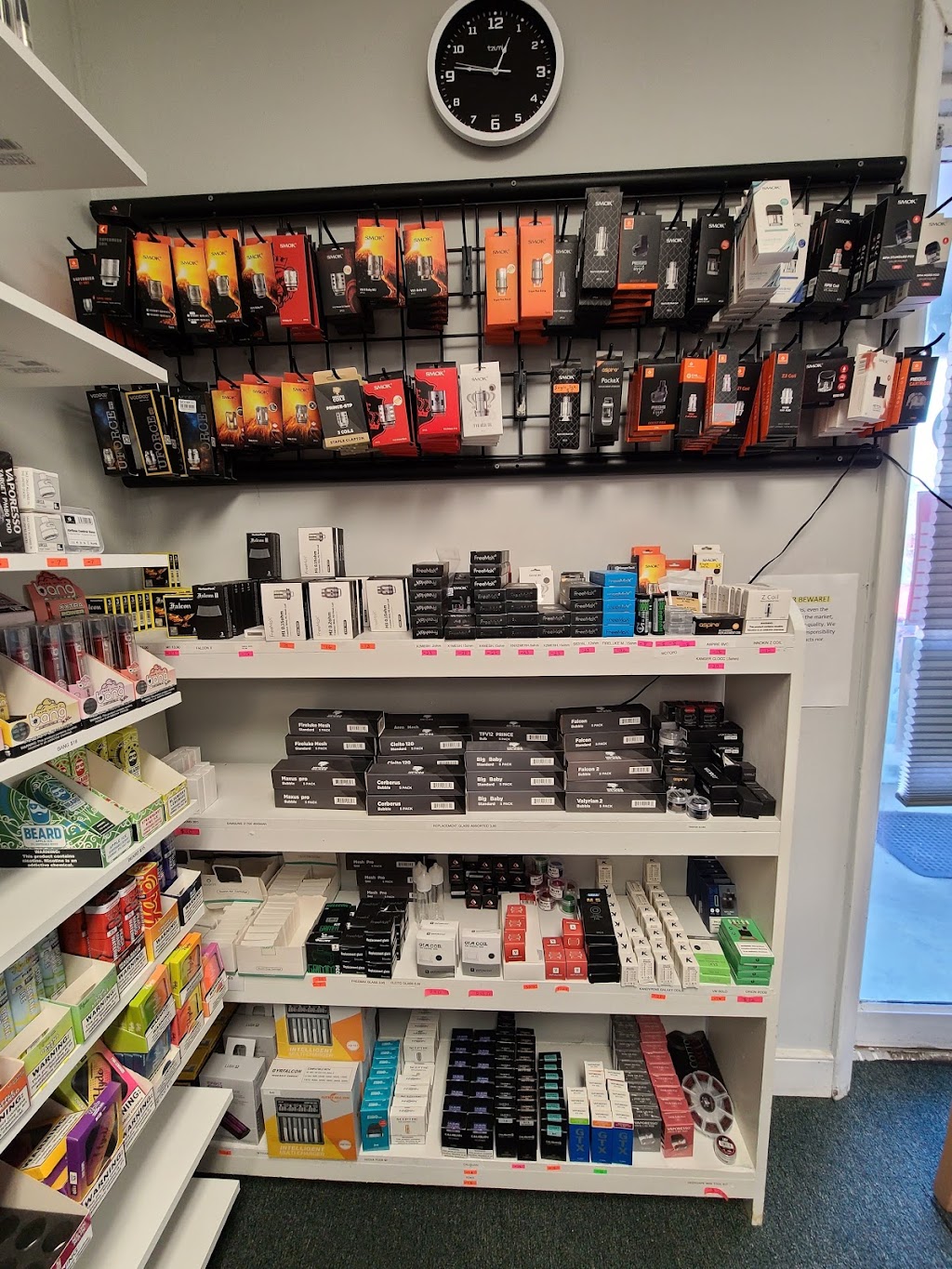 Head in the Clouds: Vape, Music, and More | 3631 New Kent Hwy, Quinton, VA 23141, USA | Phone: (804) 920-0410