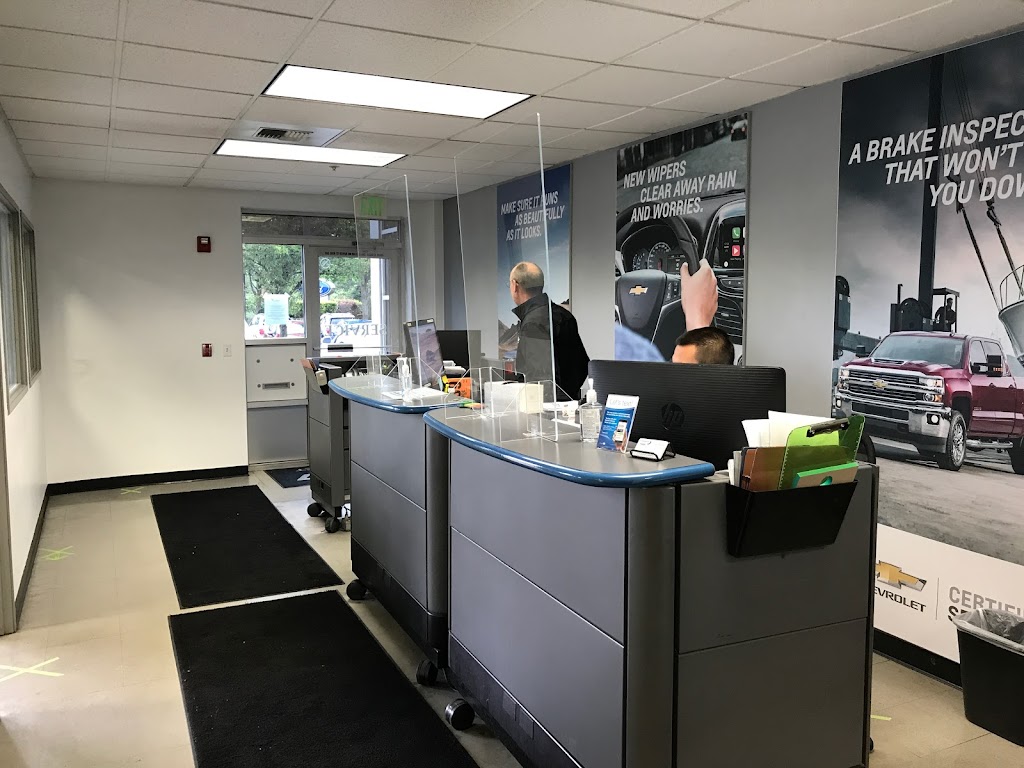 Evergreen Chevrolet Service | 1601 18th Ave NW, Issaquah, WA 98027, USA | Phone: (425) 382-7047
