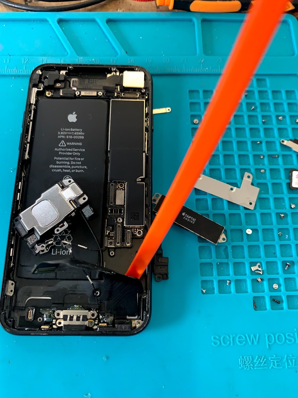 iPhone Repair Whittier | 13222 Whittier Blvd #200, Whittier, CA 90602, USA | Phone: (562) 360-1401