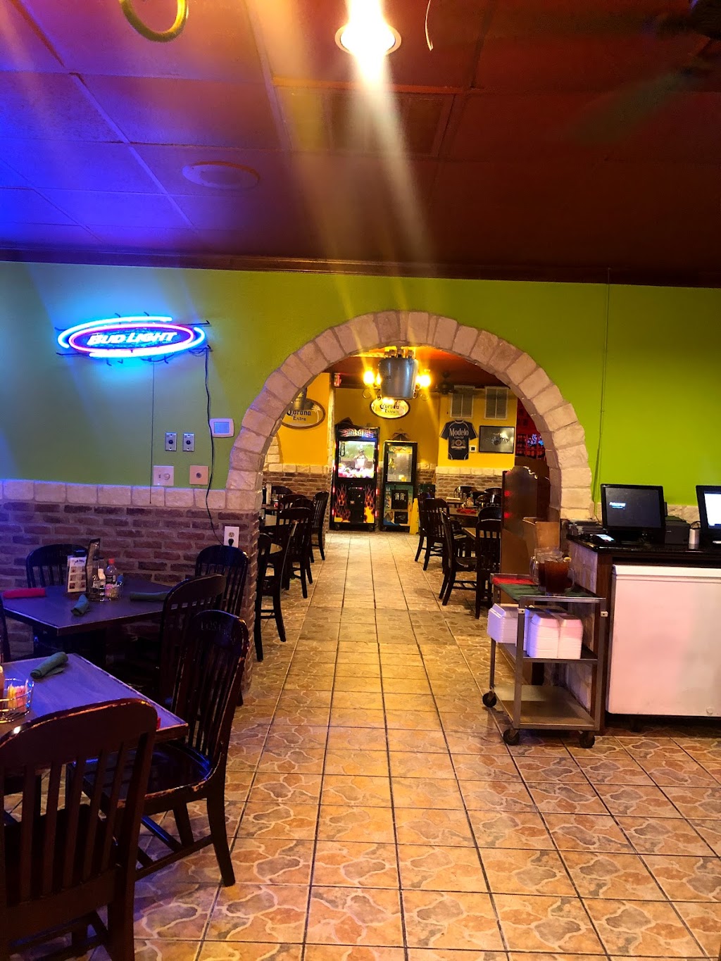 Los Arcos | 28048 Tomball Pkwy, Tomball, TX 77375, USA | Phone: (281) 351-9677