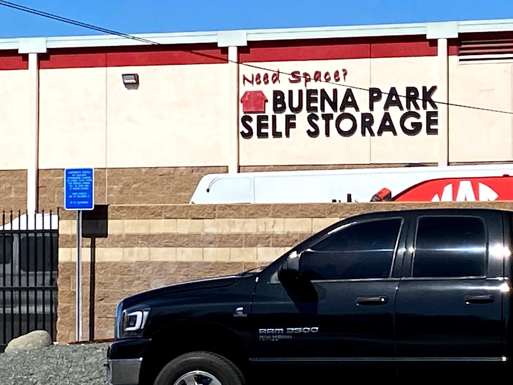 Buena Park Self Storage | 7111 McNeil Ln, Buena Park, CA 90620, USA | Phone: (714) 736-5426