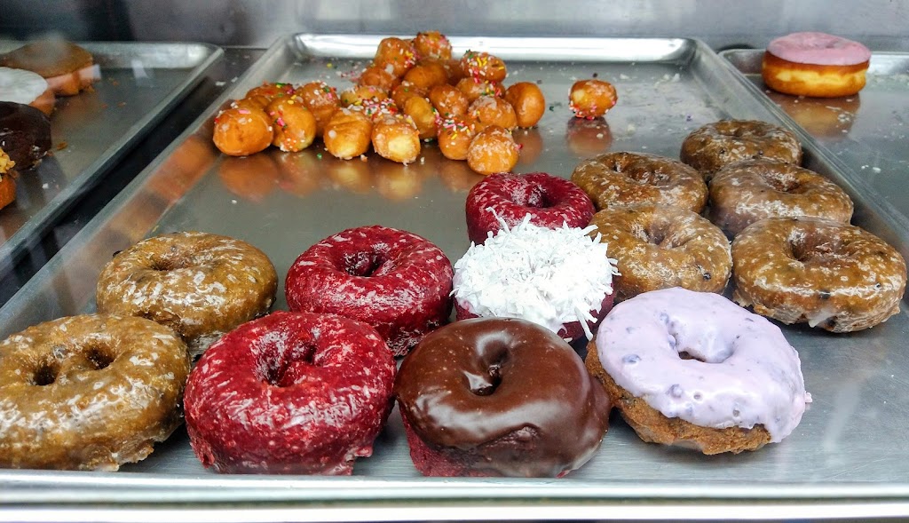 Glee Donuts & Burgers | 3024 W Ball Rd ste a, Anaheim, CA 92804, USA | Phone: (714) 816-5777