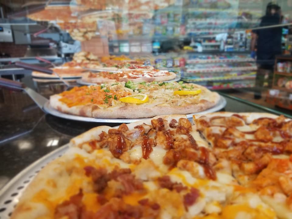 Bonillas Pizza | 4 Colonial Springs Rd, Wheatley Heights, NY 11798, USA | Phone: (631) 643-5175