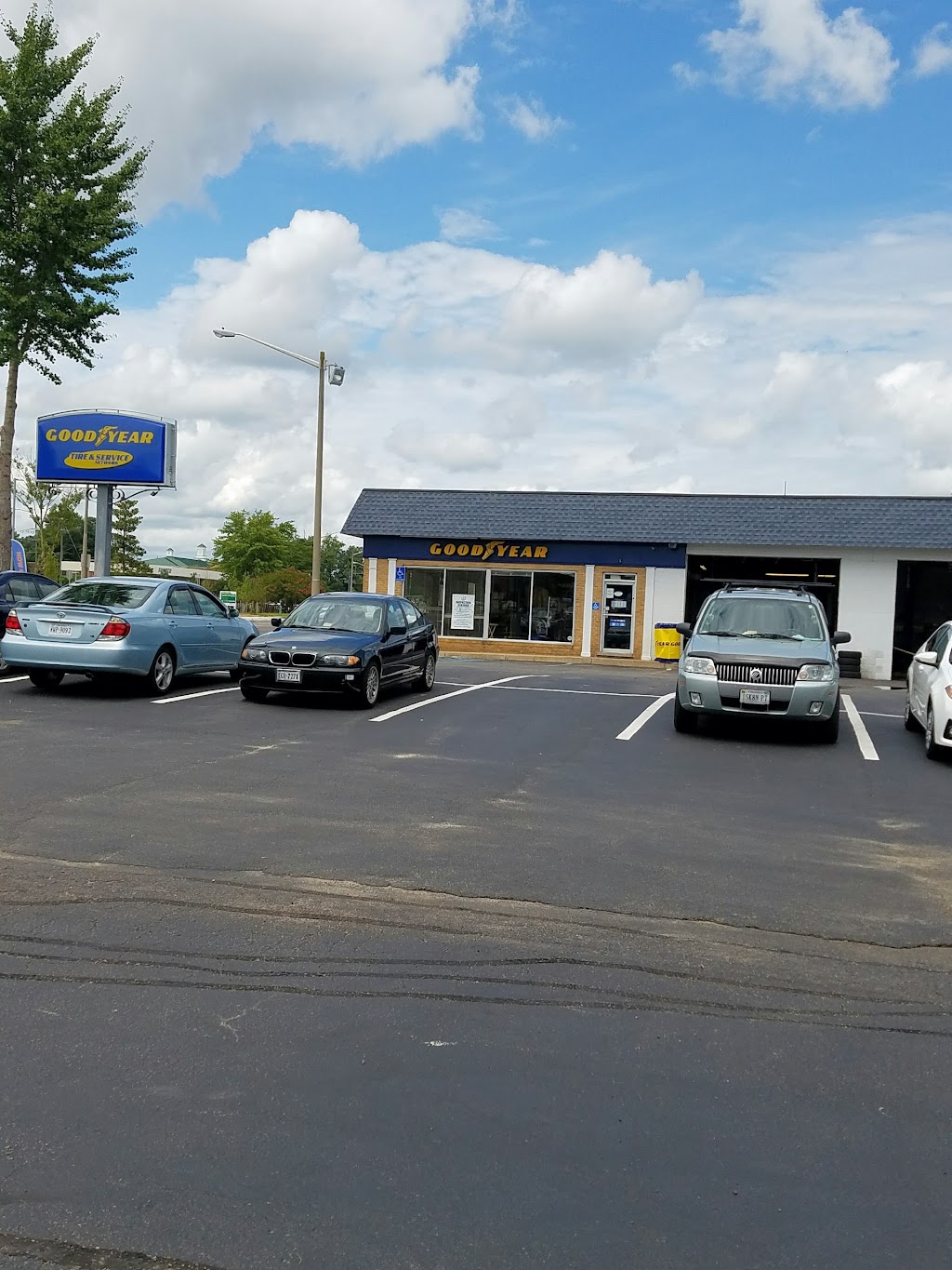 Goodyear Auto Service | 1501 Richmond Rd, Williamsburg, VA 23185 | Phone: (757) 229-5515