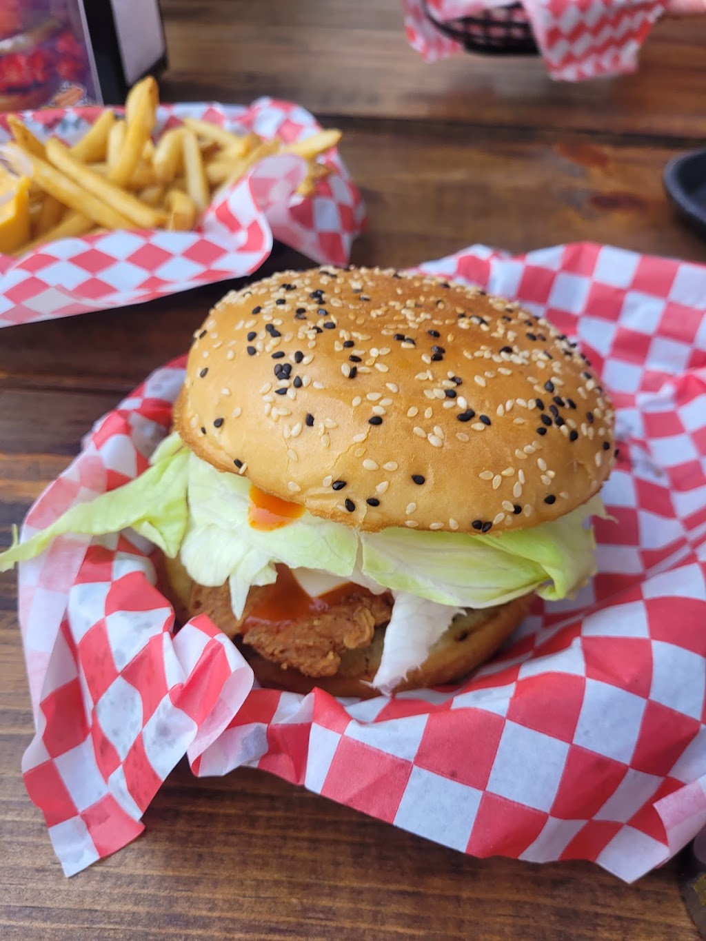 Tommys Burger | CALLE BENITO JUAREZ 64 ESQUINA. AV. EMILIANO ZAPATA PRIMO TAPIA PARTE, C. Benito Juarez 64, El Paraíso, 22740 Primo Tapia, B.C., Mexico | Phone: 661 112 5514