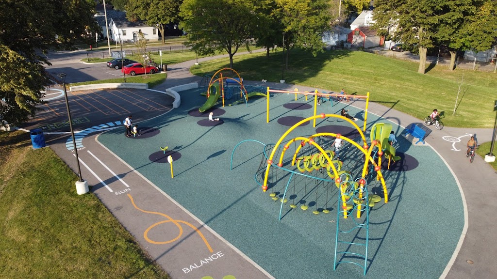 Custer Playfield | 4001 W Custer Ave, Milwaukee, WI 53209, USA | Phone: (414) 463-2464