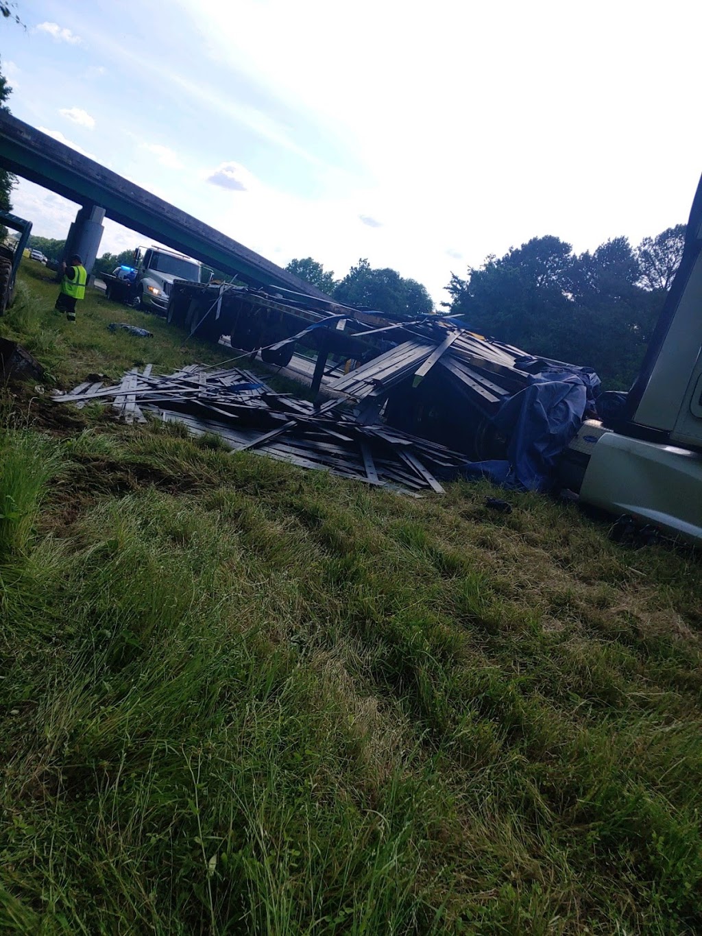 A+ Towing & Recovery Service | 2245 Boyd Ave, Brownsville, TN 38012, USA | Phone: (731) 741-4545