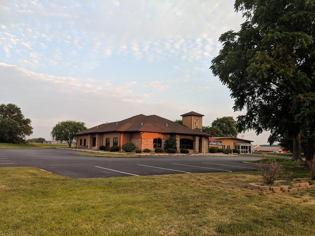 Horseshoe Lake Animal Hospital | 5230 Horseshoe Lake Rd, Collinsville, IL 62234, USA | Phone: (618) 344-7949