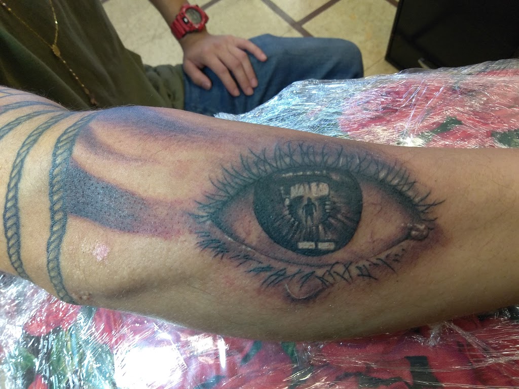 Distinctive Ink | 8415 Rosemead Blvd, Pico Rivera, CA 90660, USA | Phone: (562) 622-9565