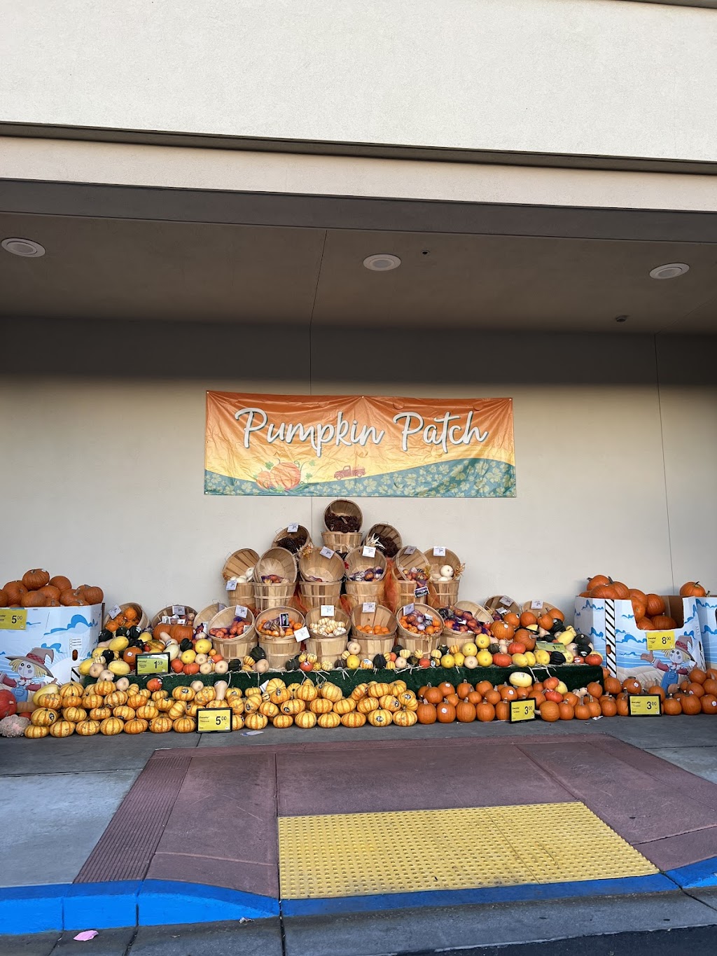 Safeway | 12876 Saratoga Sunnyvale Rd, Saratoga, CA 95070, USA | Phone: (408) 867-0180