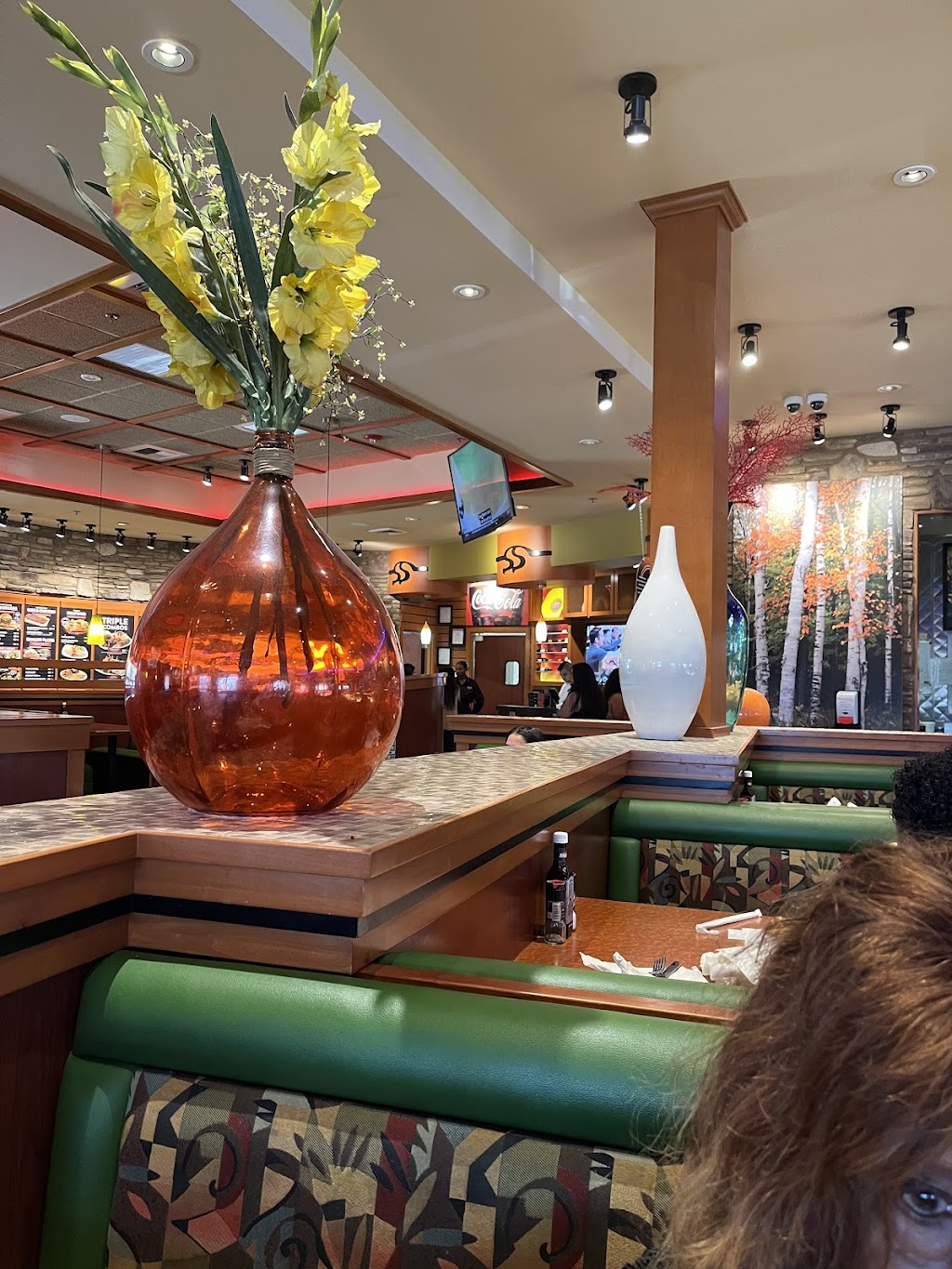 Sizzler - Hemet | 4762 W Florida Ave, Hemet, CA 92545, USA | Phone: (951) 658-2428
