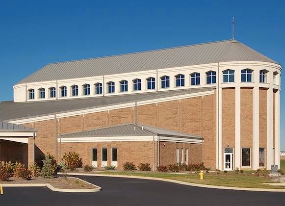 Holy Trinity Catholic Church | 505 Fountains Pkwy, Fairview Heights, IL 62208, USA | Phone: (618) 628-8825