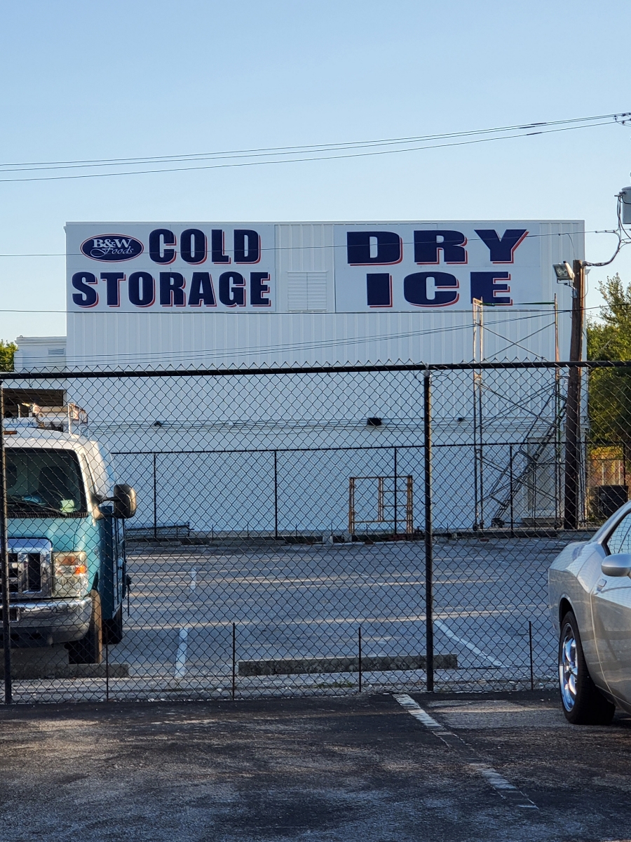 B & W Cold Storage | 4307 30th St W, Bradenton, FL 34205, USA | Phone: (941) 756-5575