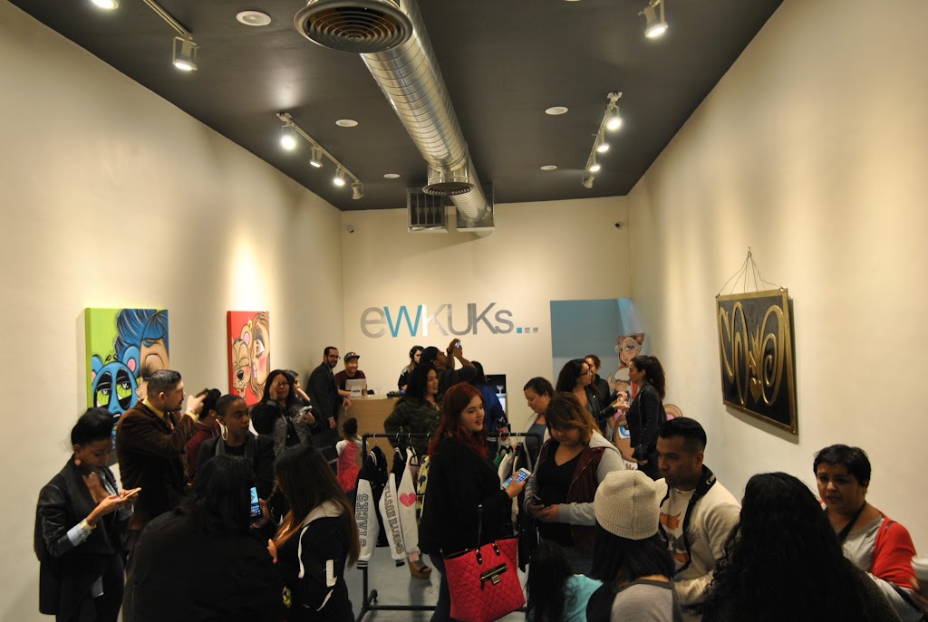 EWKUKS... | 527 N Fairfax Ave, Los Angeles, CA 90036, USA | Phone: (323) 452-0029