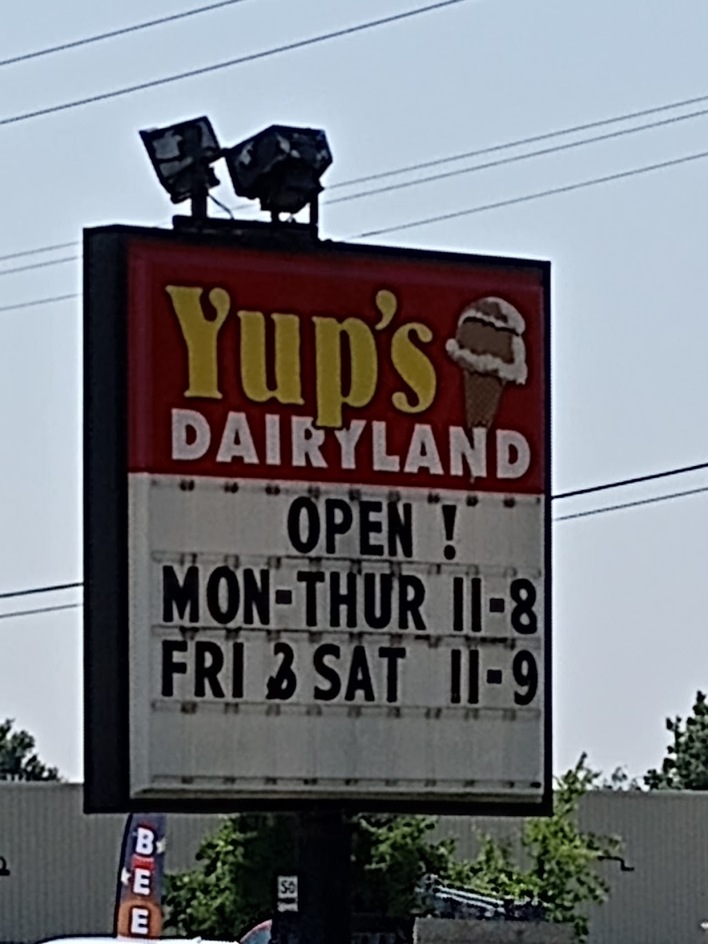 Yups Dairyland | 53018 IN-13, Middlebury, IN 46540, USA | Phone: (574) 825-7391