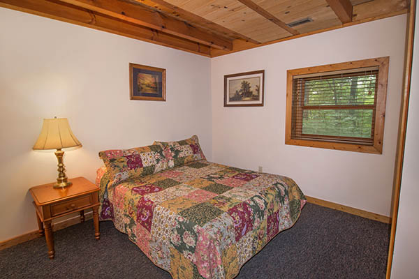 Hummingbird Cabin #1 | 4433 Sullivan Rd, Sugar Grove, OH 43155, USA | Phone: (740) 380-3242