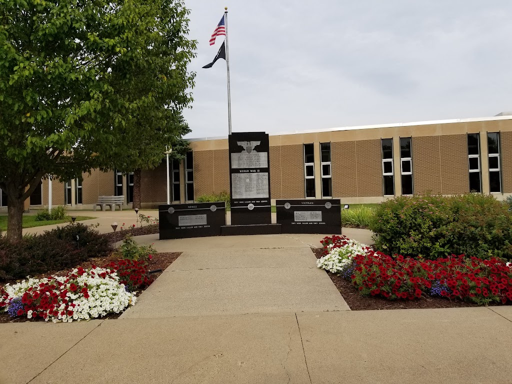 Carver County Court Administration | 600 E 4th St, Chaska, MN 55318, USA | Phone: (952) 361-1420