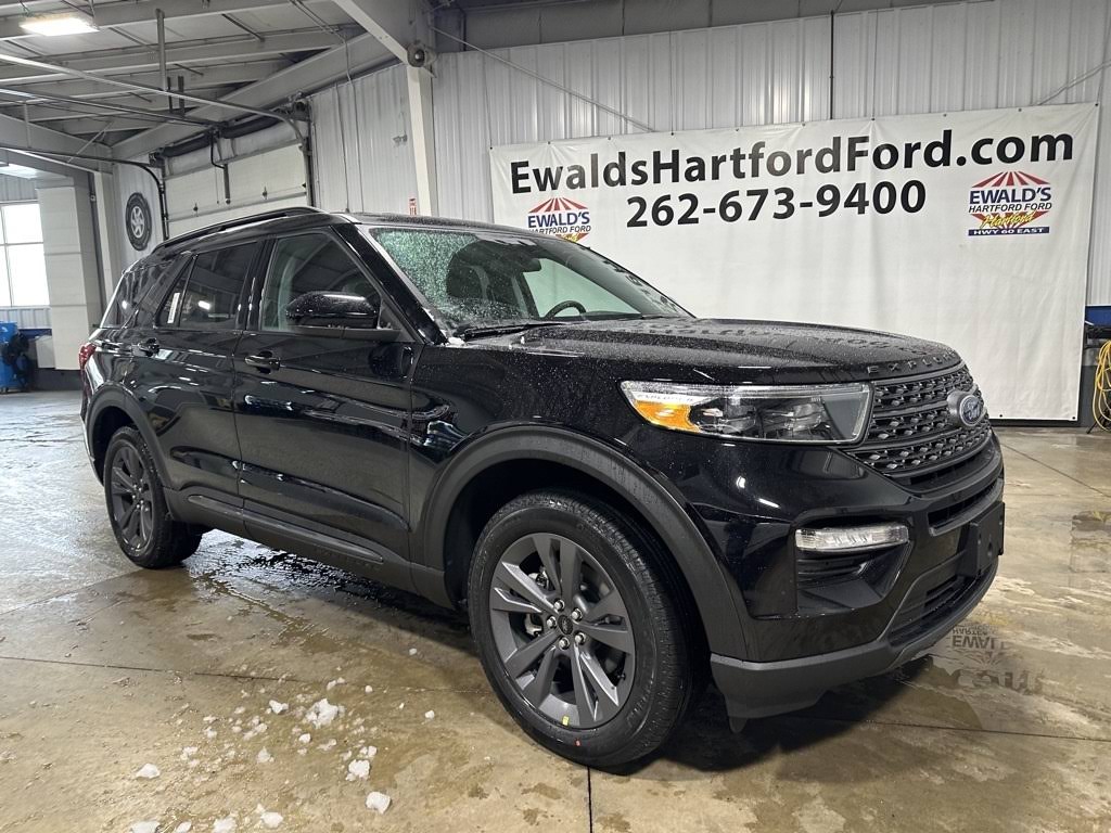 Ewalds Hartford Ford | 2570 E Sumner St, Hartford, WI 53027, USA | Phone: (262) 673-9400