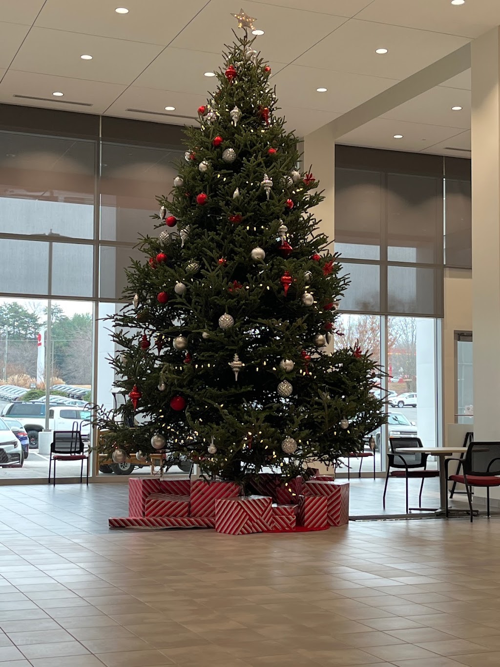 Modern Toyota | 3178 Peters Creek Pkwy, Winston-Salem, NC 27127, USA | Phone: (336) 785-3100