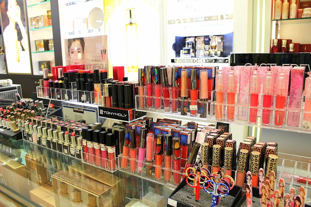 Galleria Cosmetic | 10201 Reseda Blvd #110, Northridge, CA 91324 | Phone: (818) 939-4687