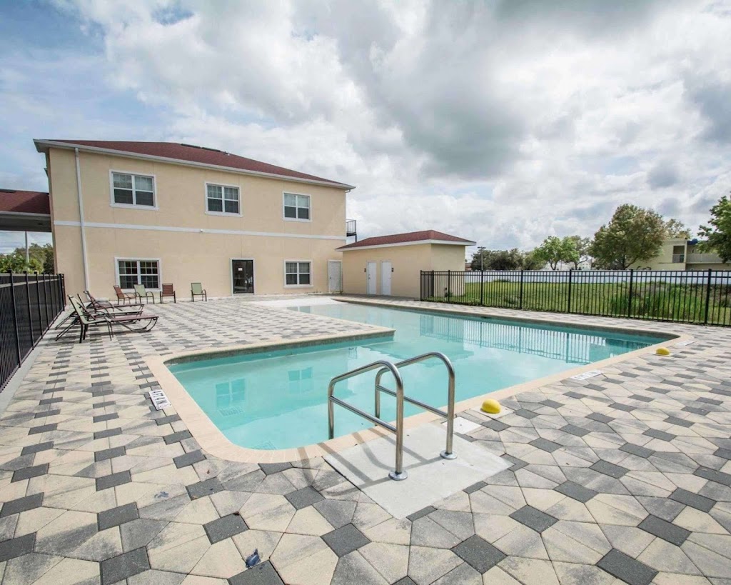 Quality Inn | 2934 Polynesian Isle Blvd, Kissimmee, FL 34746, USA | Phone: (407) 329-4375